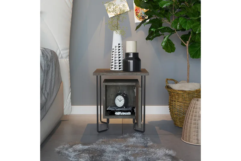 Berghagen Sängbord - Brun - Products - Möbler - Bord & matgrupp - Avlastningsbord & sidobord - Sängbord & nattduksbord