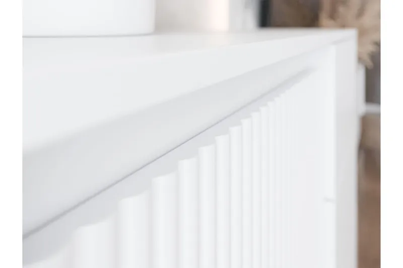 Bjurholm Sängbord 45 cm - Vit - Products - Möbler - Bord & matgrupp - Avlastningsbord & sidobord - Sängbord & nattduksbord