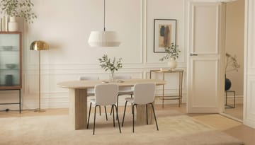 Dano Matbord 180 cm  med 4 Katy Matstolar - Travertin / Vit - Products - Möbler - Bord & matgrupp - Matgrupp