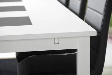 Jasmin Förlängningsbar Matgrupp 180 cm med 6 Cibus Stol - Vit/Svart - Products - Möbler - Bord & matgrupp - Matgrupp