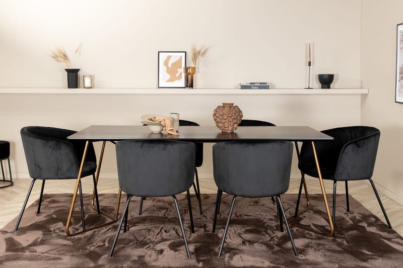 Petra Matgrupp 190 cm Rektangulär med 6 Berit stolar - Svart - Products - Möbler - Bord & matgrupp - Matgrupp