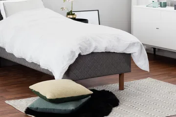 Sundborn Ramsäng 90x200 cm - Grå - Products - Möbler - Säng - Enkelsäng