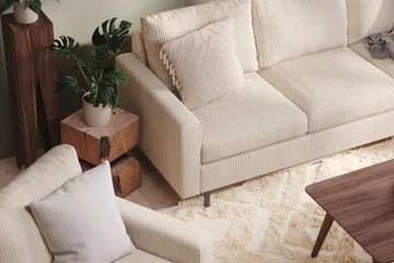 Peppe 3-sits Manchestersoffa - Beige - Products - Möbler - Soffa - 3 sits soffa