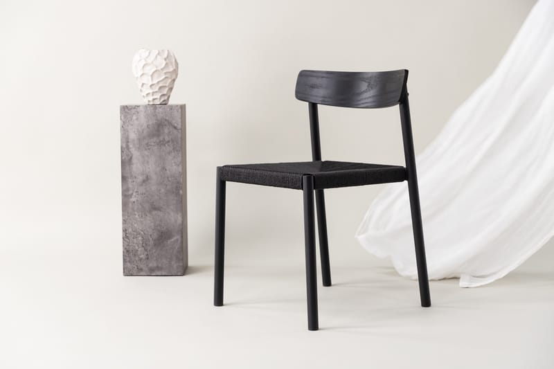 Malmön Matstol - Svart - Products - Möbler - Fåtölj & stolar - Matstol & köksstol