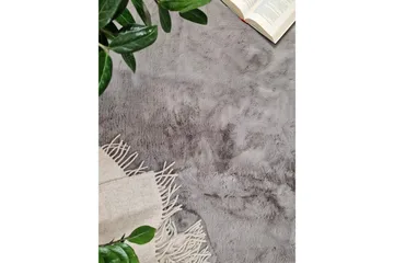 Heaven Ryamatta Antracit rund 120 - Antracit - Products - Textil & mattor - Matta - Modern matta - Ryamatta