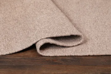 Vaxholm Ullmatta 300x400 cm Rektangulär - Sand - Products - Textil & mattor - Matta - Modern matta - Ullmatta