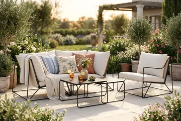 Usteryd utomhus rak 3-sits soffa med fåtölj - Svart/Beige - Products - Utemöbler & utemiljö - Loungemöbler - Loungeset & loungegrupp